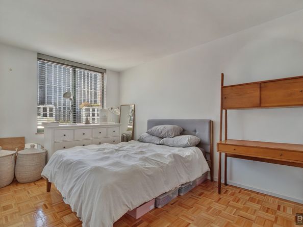 295 Greenwich Street 6DN, New York NY 10007