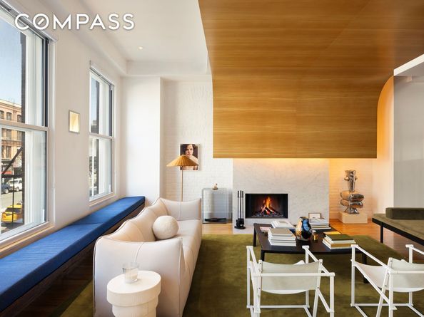 259 Bowery 2A, New York NY 10002