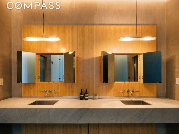 259 Bowery 2A, New York NY 10002