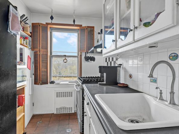 800 Grand Concourse 6CS, Bronx NY 10451