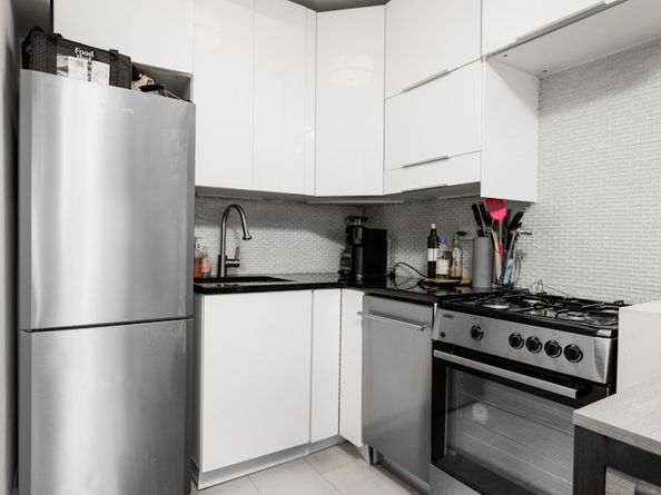 166 East 35th Street 7A, New York NY 10016