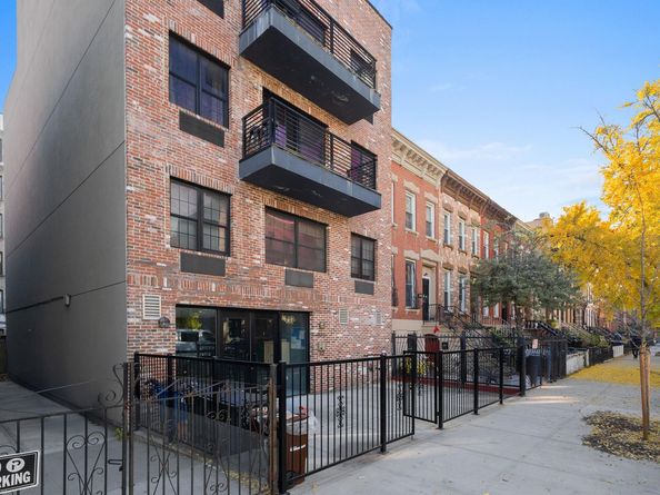490 Van Buren Street 3A, Brooklyn NY 11221