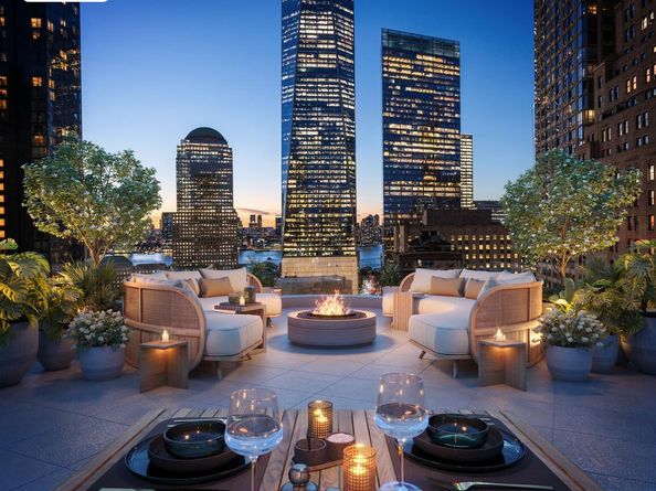 1 Park Row 20A, New York NY 10038