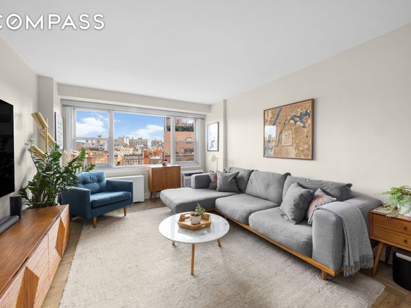 2 Charlton Street 10F, New York NY 10014