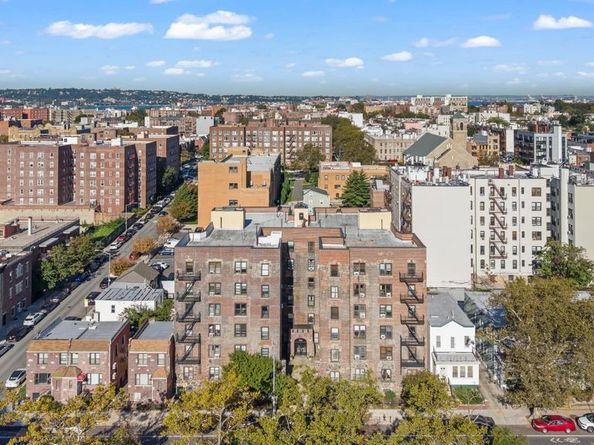 9524 Fort Hamilton Parkway 601, Brooklyn NY 11209