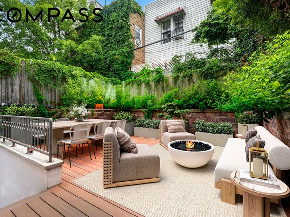 976 Metropolitan Avenue 1B, Brooklyn NY 11211