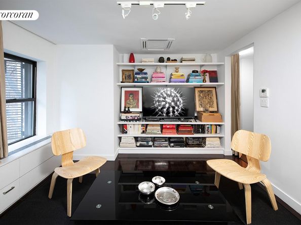 240 East 24th Street 4B, New York NY 10010