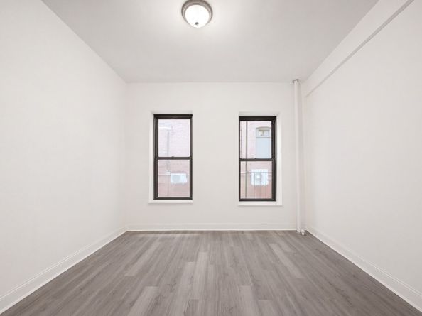 32 2nd Avenue 4, New York NY 10003