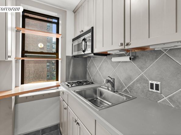 140 East 28th Street 5A, New York NY 10016