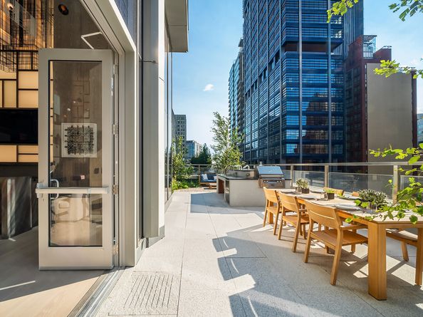 1 City Point 52E, Brooklyn NY 11201