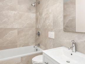 595 Main Street 814, New York NY 10044