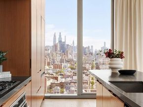 215 Chrystie Street 28E, New York NY 10002