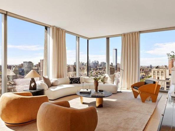 215 Chrystie Street 28E, New York NY 10002