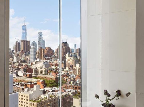 215 Chrystie Street 28E, New York NY 10002