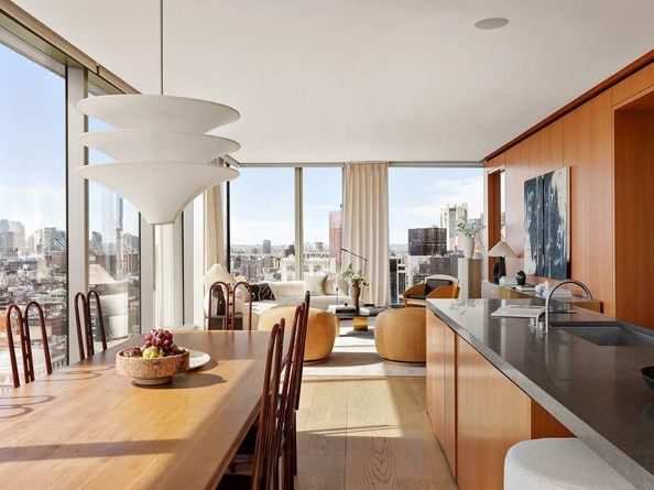 215 Chrystie Street 28E, New York NY 10002