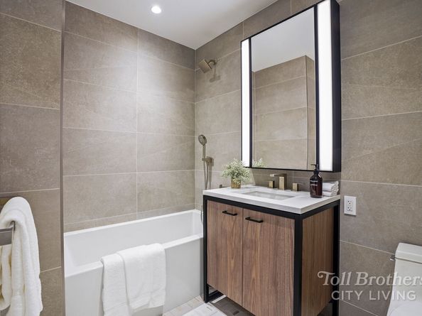 218 West 103rd Street 10B, New York NY 10025