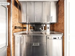 40 East 61st Street 10B, New York NY 10065