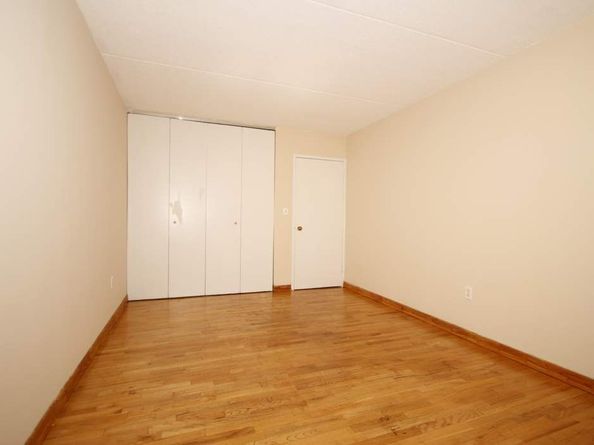 300 Cathedral Parkway 19J, New York NY 10026