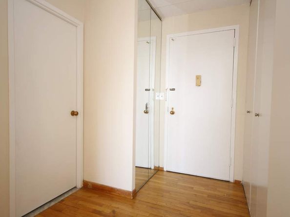 300 Cathedral Parkway 19J, New York NY 10026