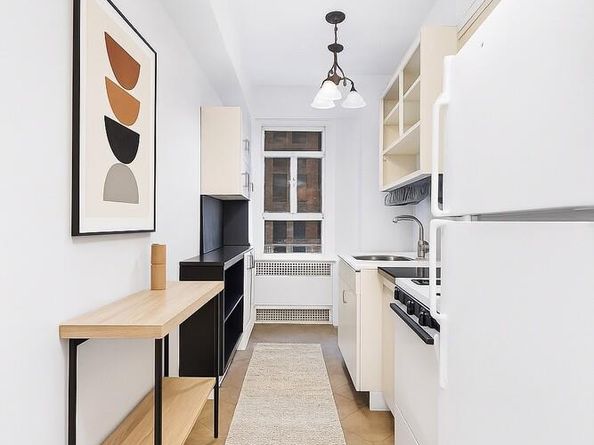 19 East 88th Street 4H, New York NY 10128