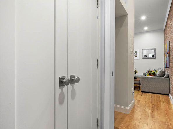 346 West 56th Street 1C, New York NY 10019