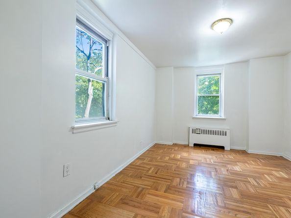 80 Knolls Crescent 1B, Bronx NY 10463