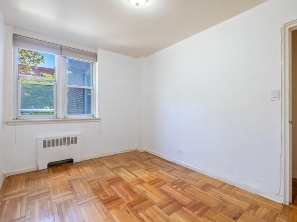 80 Knolls Crescent 1B, Bronx NY 10463