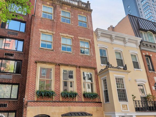 330 East 51st Street, New York NY 10022