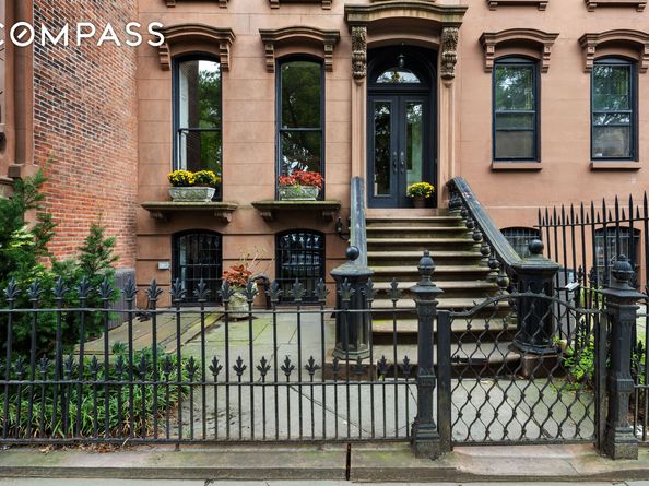 152 Dekalb Avenue, Brooklyn NY 11217