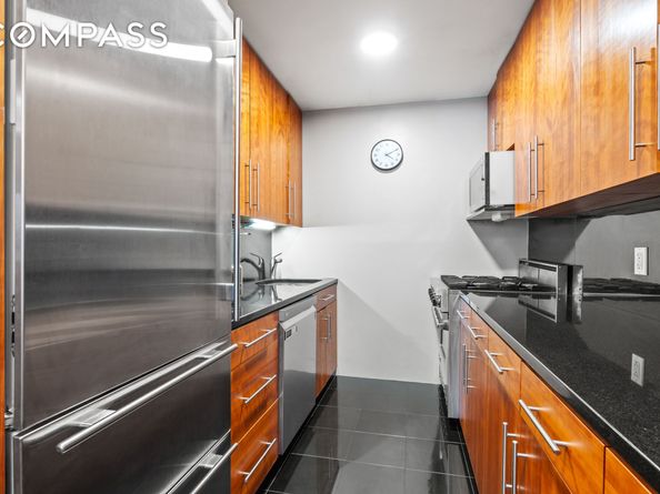 343 East 30th Street 3L, New York NY 10016