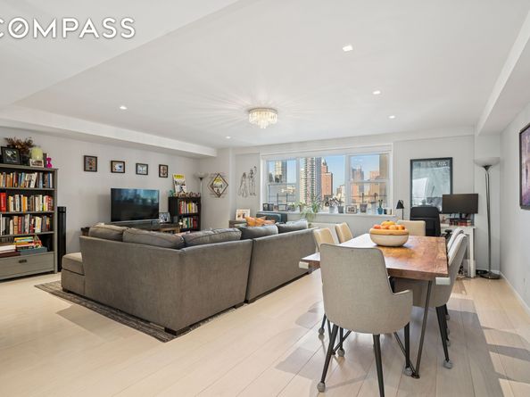 345 East 56th Street 21F, New York NY 10022