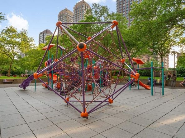 165 West End Avenue 18M, New York NY 10023