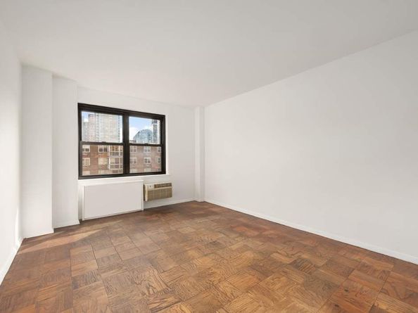 165 West End Avenue 18M, New York NY 10023