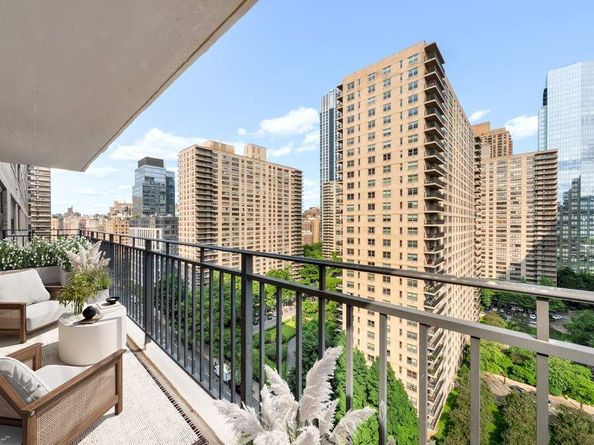165 West End Avenue 18M, New York NY 10023