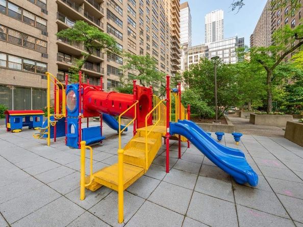 165 West End Avenue 18M, New York NY 10023