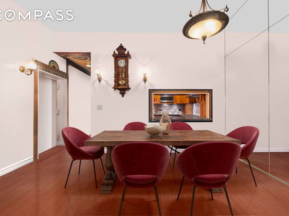 228 West 21st Street 2, New York NY 10011