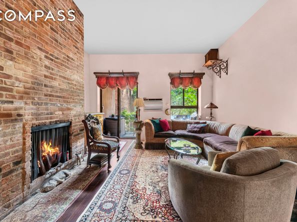 228 West 21st Street 2, New York NY 10011