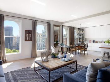 225 Fifth Avenue