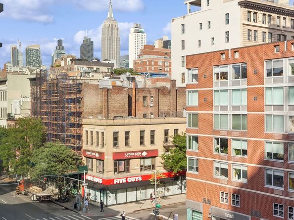 305 West 16th Street 5F, New York NY 10011