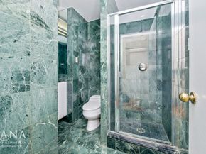 106 Central Park S 22G, New York NY 10019