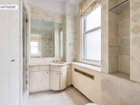 1060 5th Avenue 10C, New York NY 10128