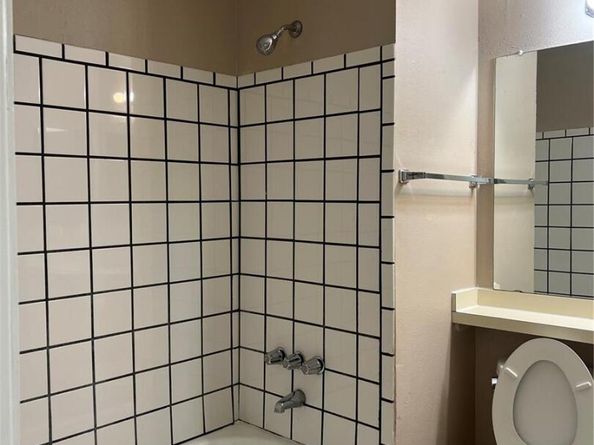 Undisclosed Address #5244270, Aurora CO 80012