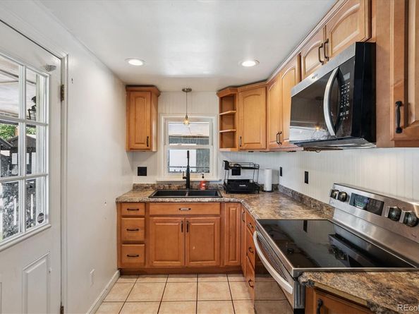 110 S Hoyt Street, Lakewood CO 80226