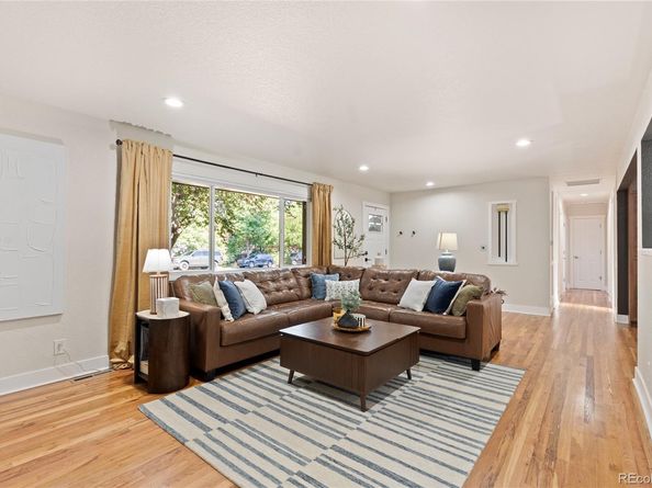7074 S Lakeview Street, Littleton CO 80120