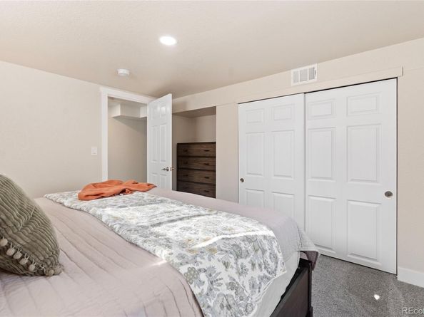 7074 S Lakeview Street, Littleton CO 80120