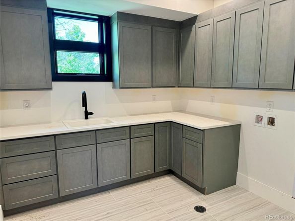 2442 S Saint Paul Street, Denver CO 80210