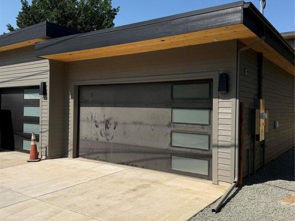 2442 S Saint Paul Street, Denver CO 80210