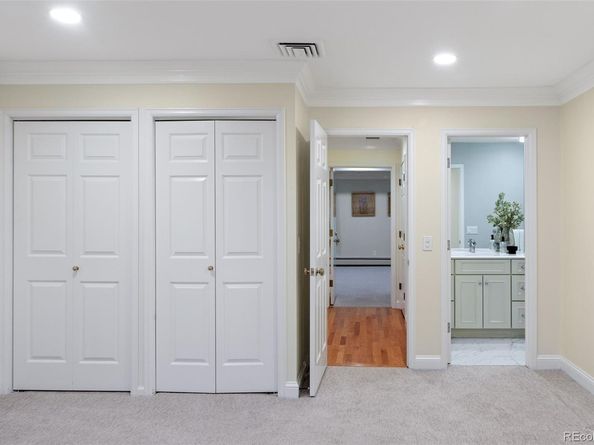 2552 E Alameda Avenue 32, Denver CO 80209