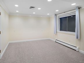 2552 E Alameda Avenue 32, Denver CO 80209