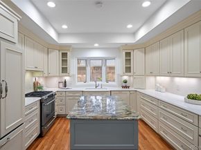 2552 E Alameda Avenue 32, Denver CO 80209